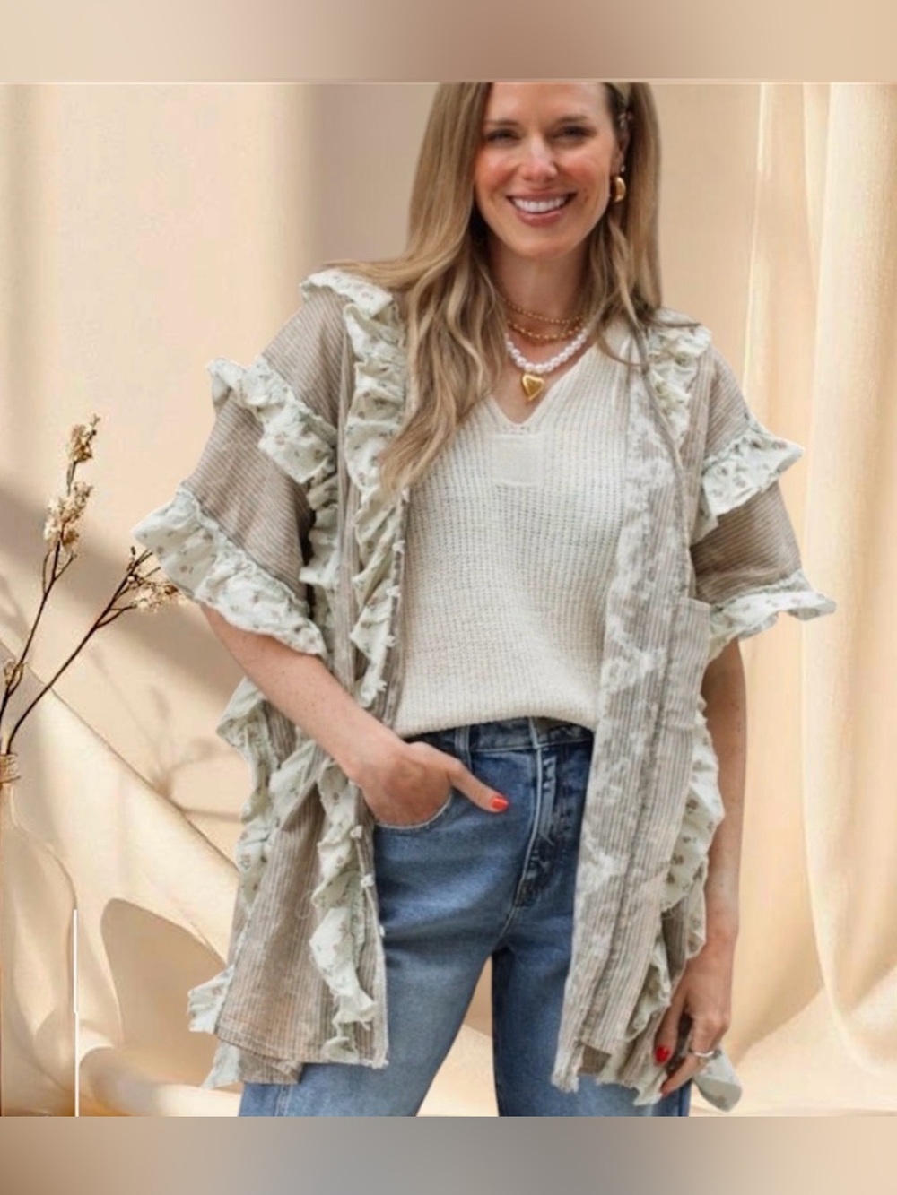 #1267 Oli & Hali Ruffled button down blouse / kimono / Kaftan in Light Taupe - Picture 4 of 9
